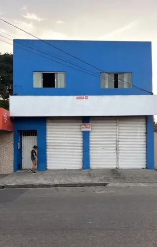 Galpão Comercial com 127m² no Santos Dumont - Excelente Localização ( Parte Térreo)