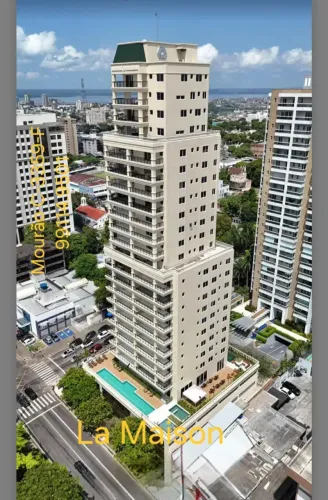 Últimas Unidades do Imponente Condomínio Lá Maison, 220m2 e 279m2, 5 suites e 4 vagas. Ori