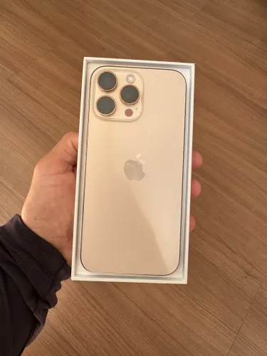 IPHONE 16 PRO MAX IMPECÁVEL