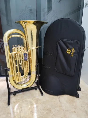 Tuba 3/4 Schieffer 4 pistos Sib Laqueada - Nova R$12.900,00 - Aceito trocas - Parcelo 18x