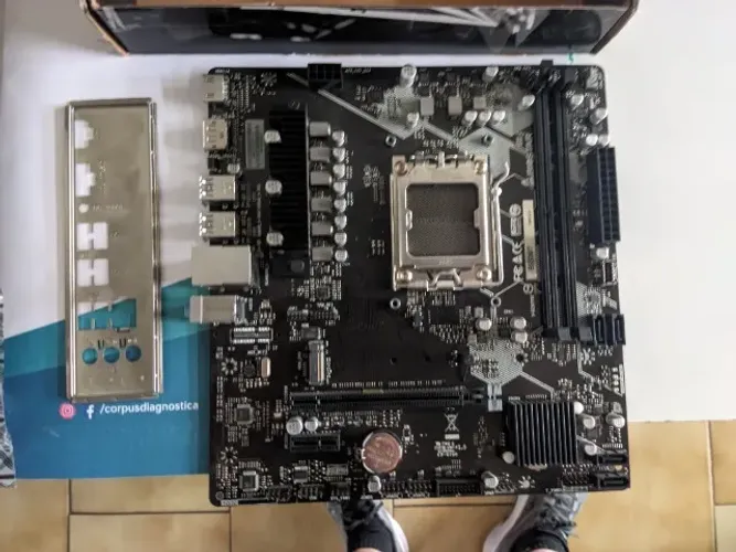 Placa mae Biostar B650m am5 DDR5 perfeita