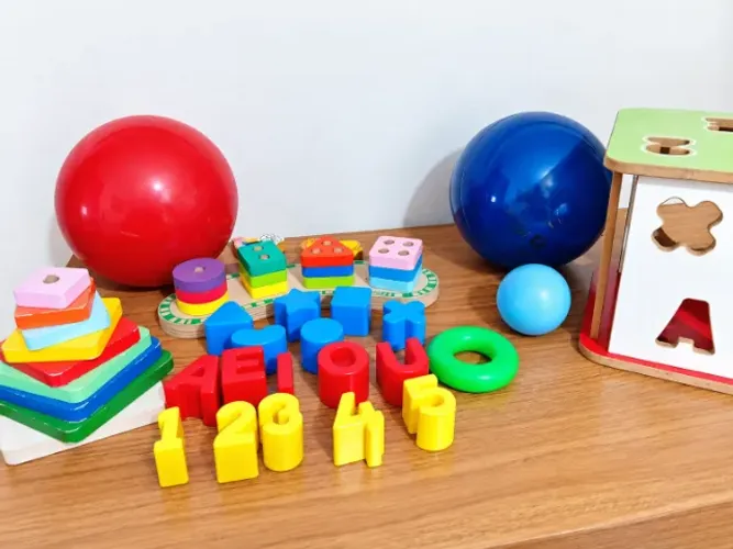 brinquedos educativos