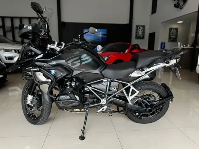 BMW GS R1250 Triple black