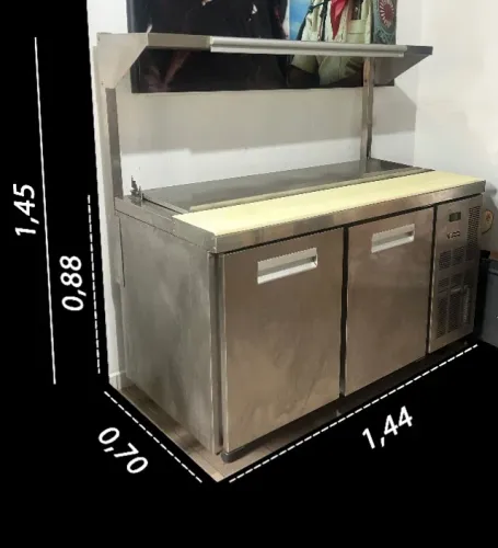 Refrigerador Horizontal Mesa de Preparação Macom, P/14 GNS 1/6 - 150, 16 trilhos, Altileno