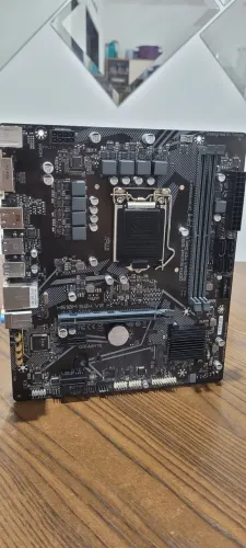 Placa mae gigabyte H510m 10 e 11 geração