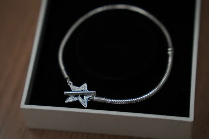 Bracelete Pandora Moments Estrela Assimétrica