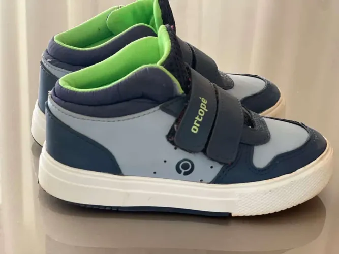 Bota infantil Ortopé TAM. 24