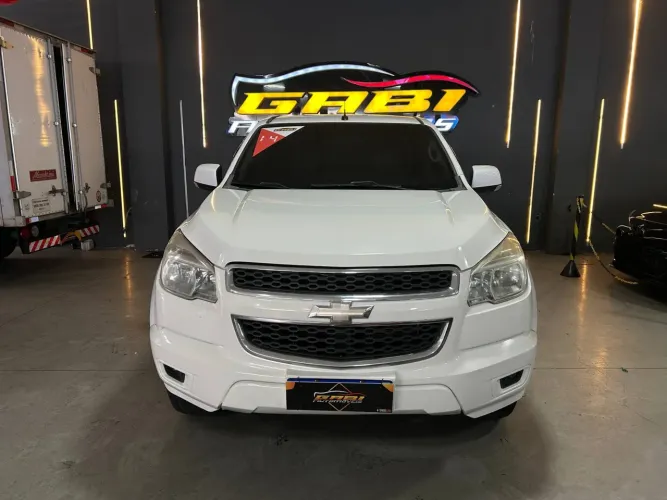 Chevrolet S10 Pick-up 2.4 MPFI 8V 128cv CD 4P 2014