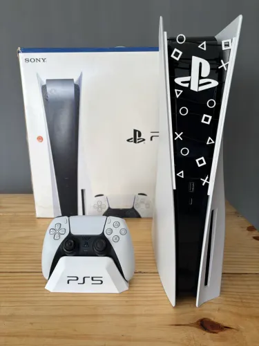 PS5 Mídia Física com Caixa e Acessórios