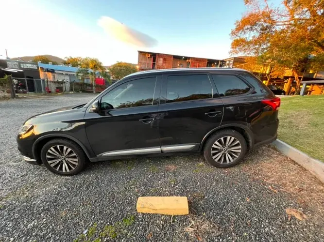 Mitsubishi Outlander HPE 2.0 16V 5P Aut. 2019