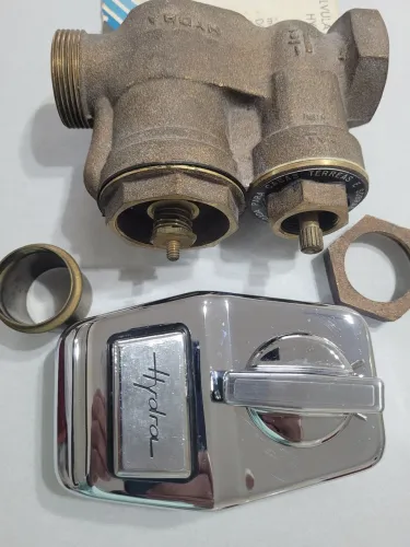 Base válvula Hydra VCE 2516 11/2