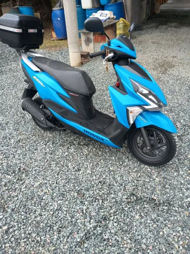 Moto Elite