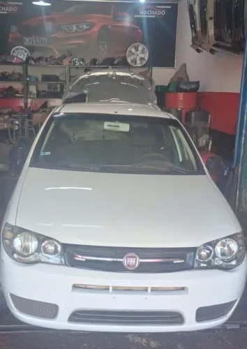SUCATA PRA RETIRADA DE PEÇAS!!!!!!!!!!!! PALIO BOLHA 1.0 2013