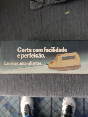 Faca Elétrica Arno Antiga - Lâminas Auto afiantes Com Caixa - Funcionando - Vintage Ano 80