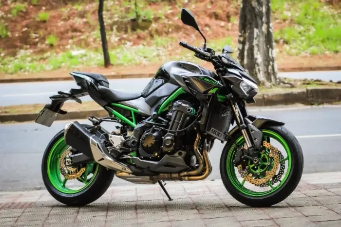 Kawasaki Z900 - 2023