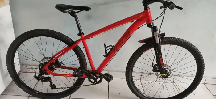 Bike Oggi shimano só pegar e pedalar