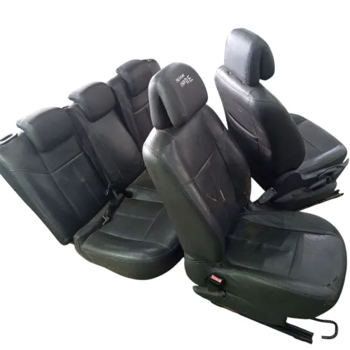 Jogo Bancos Couro Renault Megane Grand Tour 2007 2008 A 2013