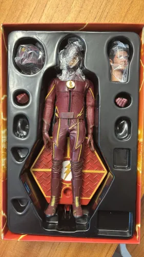 The Flash - SooSooToys tipo Hot Toys - 1/6
