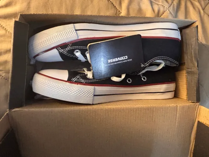 Tênis All Star cano baixo novo - tamanho 40