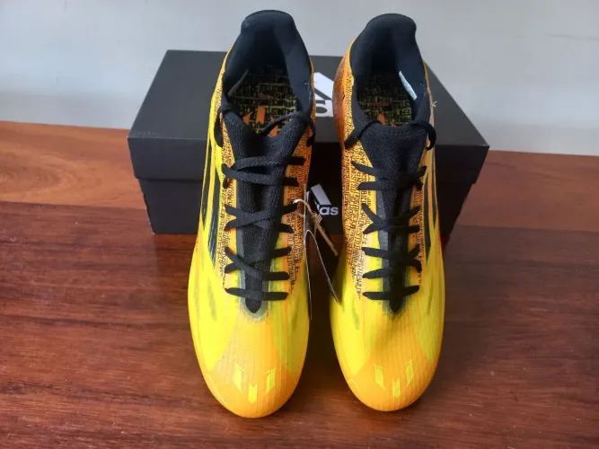 Chuteira adidas speedflow Messe.3 de campo masculino original, número:44