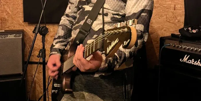 Guitarra Washburn Strato