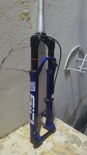 Suspensão RockShox Sid XX, ano 2014, tapered, espiga 15cm, eixo 15x100 (não boost)