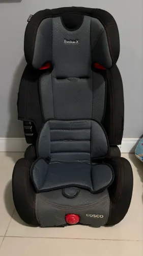 Cadeirinha veicular infantil