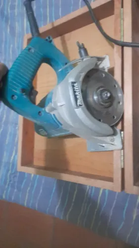 Vende_se Uma Makita