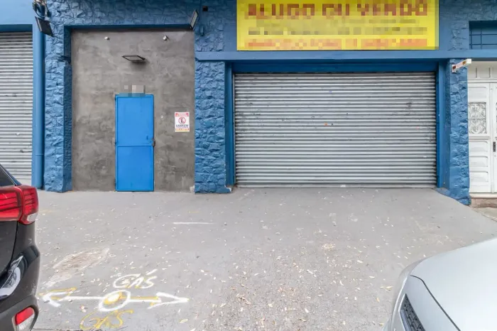 Galpão na Rua Catão, 618 - Térreo 400 m²