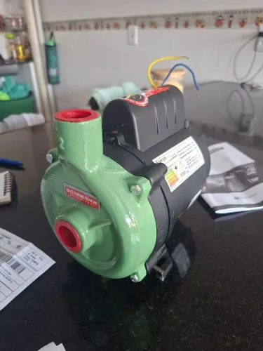 Bomba d'água Schneider