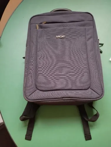 Mochila MGE para Notebook Seminova
