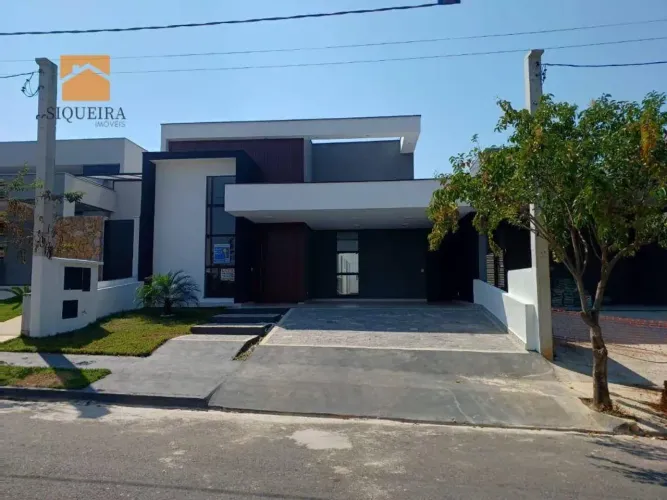 Condomínio Lê France - Casa com 3 dormitórios à venda, 181 m² por R$ 1.480.000 - Condomini