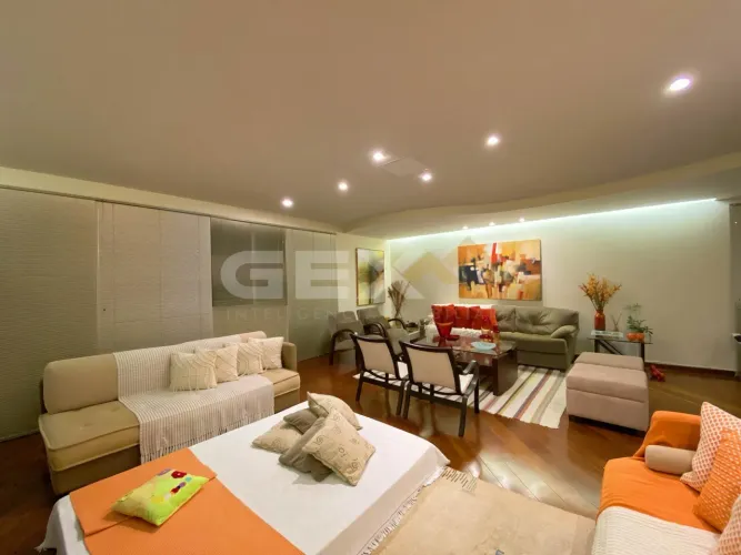 Apartamento à Venda no Centro de Divinópolis MG.