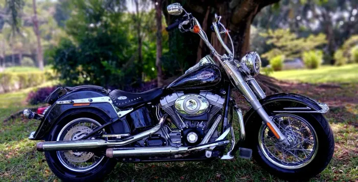 HD HERITAGE FLST IMPECÁVEL