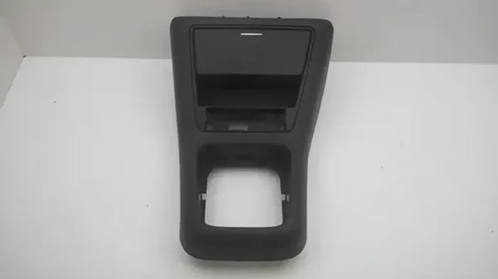 Moldura Console Central Com Cinzeiro Vw Tiguan 2012 2015