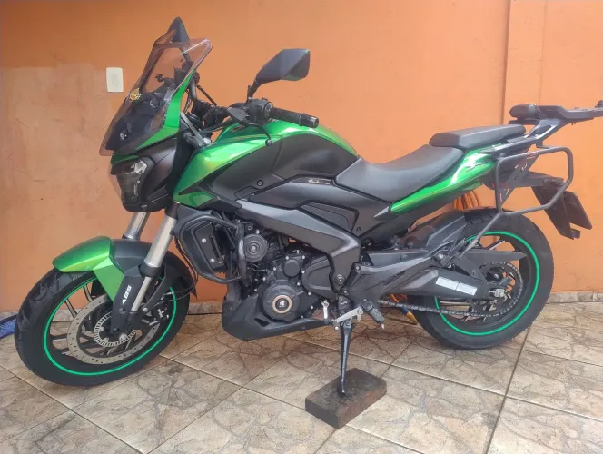 Bajaj Dominar 400 super nova