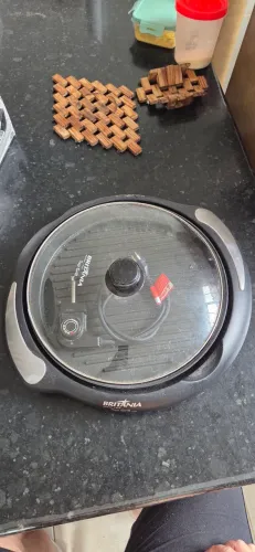 Top Grill Britânia em ótimo estado - Funcionando perfeitamente