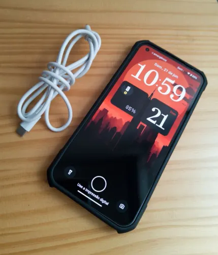 Nothing Phone (1) Preto - 256GB / 8GB RAM (5 Meses de Uso)