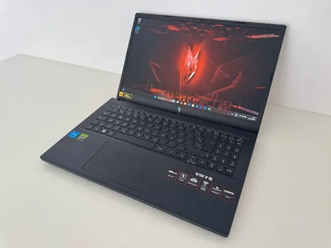 Notebook Gamer Acer Nitro i5 13420H + RTX 3050 6GB + 16GB + NVMe 512GB + 144Hz