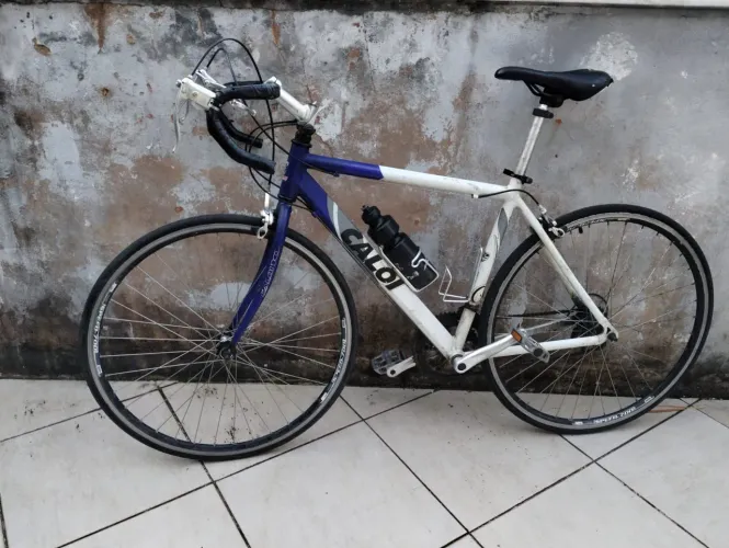 Bicicleta Caloi Speed