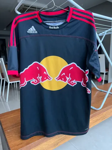 Uniforme Red Bull Salzburg ANO 2011/12