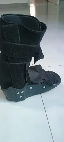 Bota imobilizadora Confort curta para fraturas e luxações 