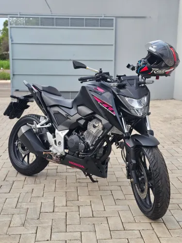 Vendo ou Troco Twister 300f 24/25