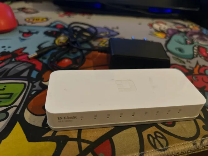 Switch 8 portas D-Link DES-1008C 10/100