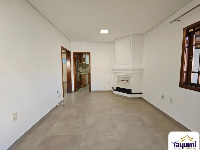 Casa para locação na Linha Santa Cruz: 3 quartos, 1 suíte, 2 salas, 2 banheiros, garagem, 
