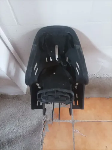 Cadeirinha infantil traseira para bicicleta