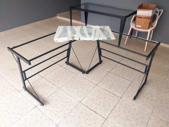 Mesa em Ângulo / "L" (Tok&Stock)