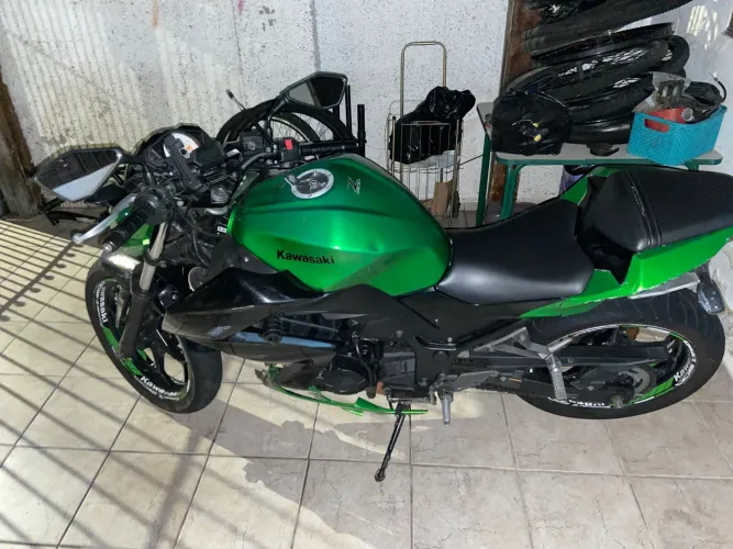 Vendo Kawasaki z300 