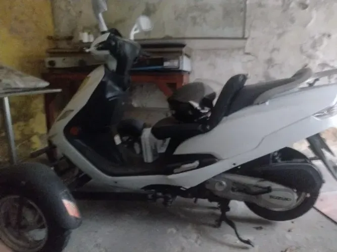 Suzuki Burgman 125