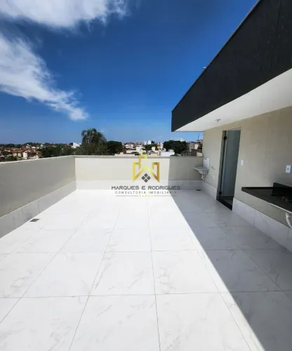 Excelente Apartamento/ cobertura NOVO no Copacabana